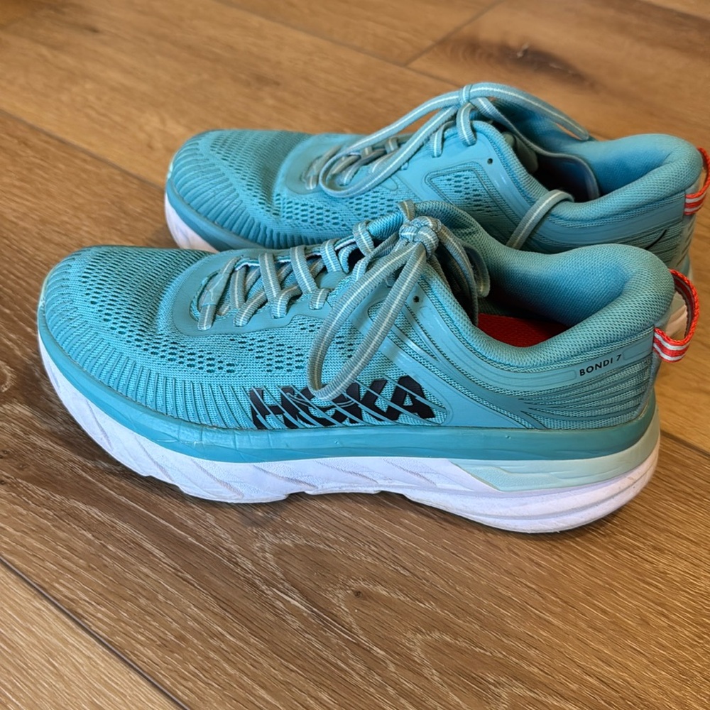 Hoka Bondi 7 size 8